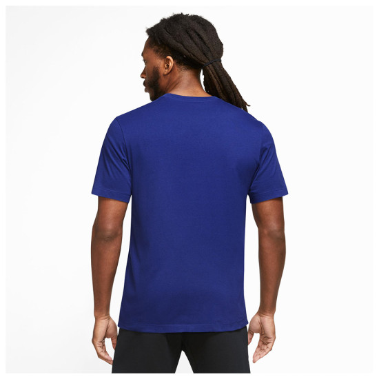 Nike Ανδρική κοντομάνικη μπλούζα Club+ HDY Print Swoosh Tee Nike Ανδρική κοντομάνικη μπλούζα Club+ HDY Print Swoosh Tee